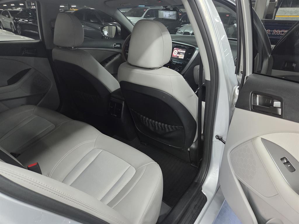 KIA K5 2013 Gris - Importación desde Corea - HF Imports Iquique - Foto 18