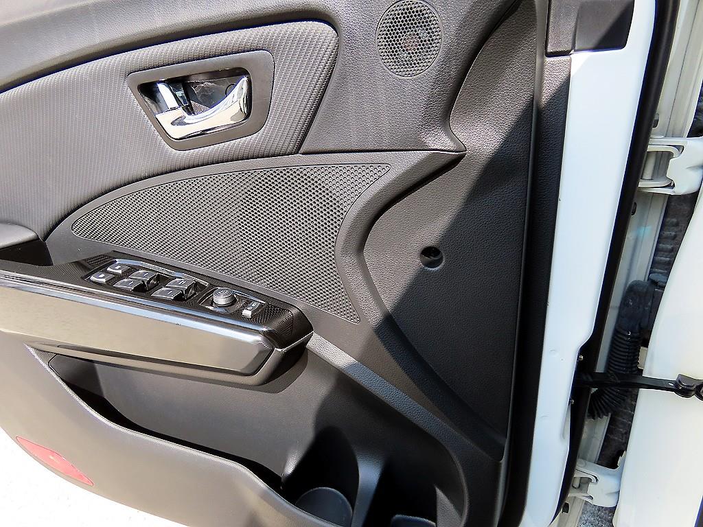 Ssangyong Tivoli - Vista 11