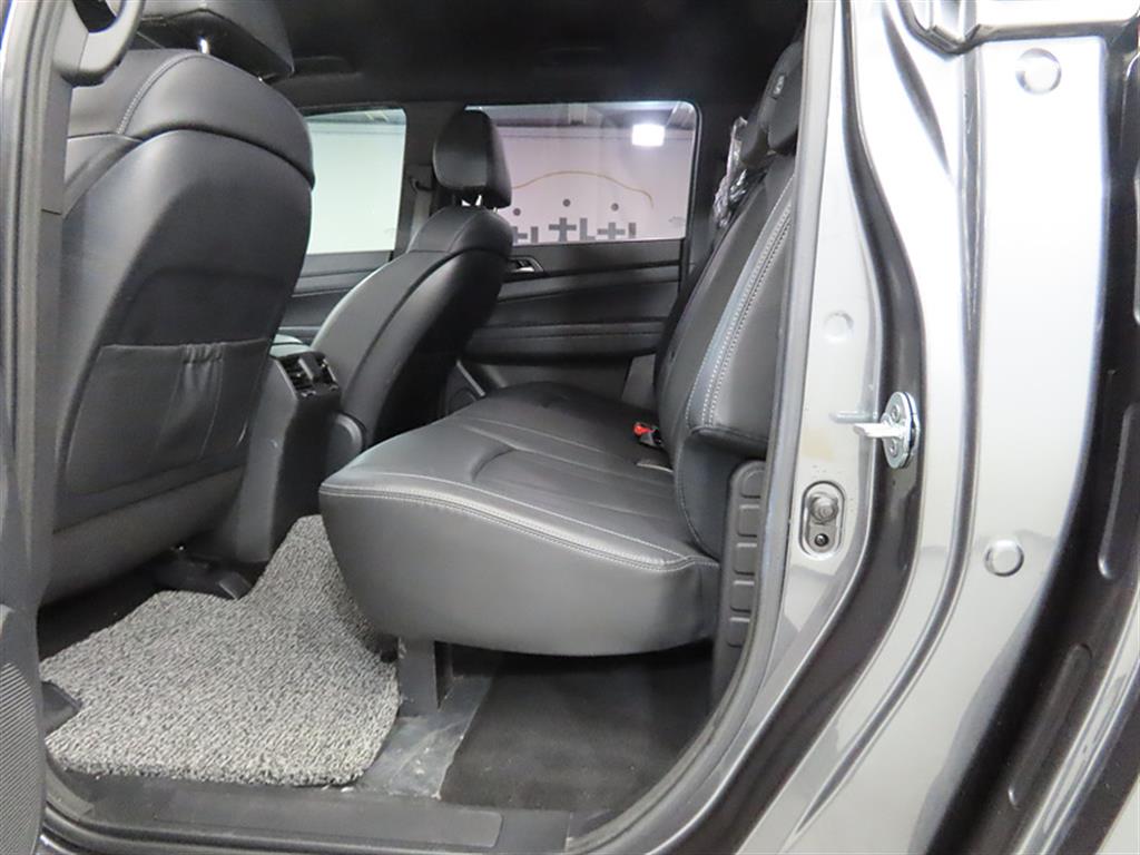 Ssangyong Rexton - Vista 6