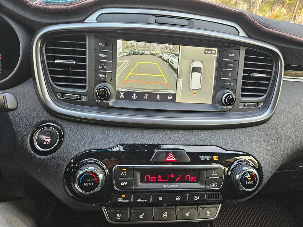 KIA Sorento - Vista 9