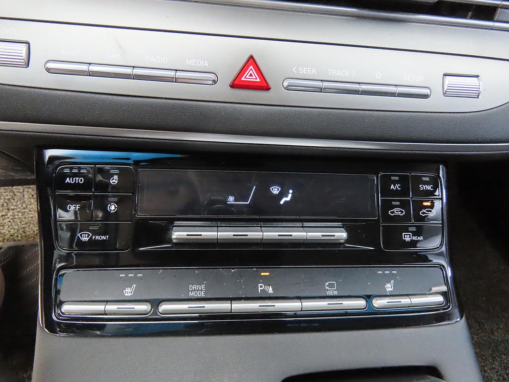 HYUNDAI Grandeur - Vista 12