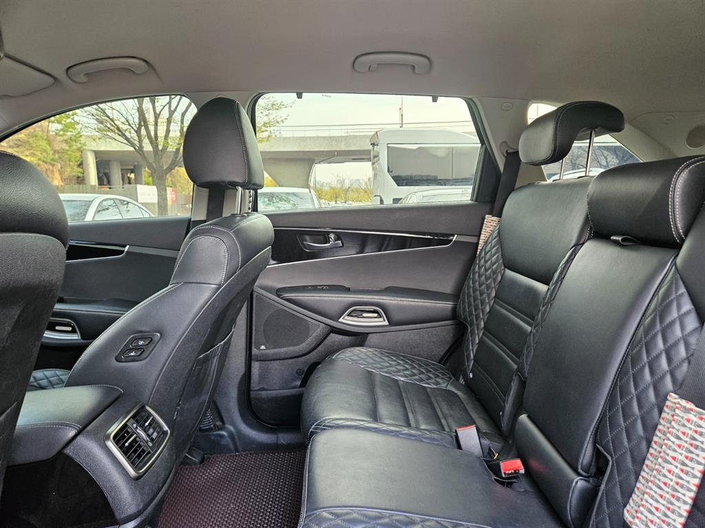 KIA Sorento 2018 Negro - Importación desde Corea - HF Imports Iquique - Foto 15