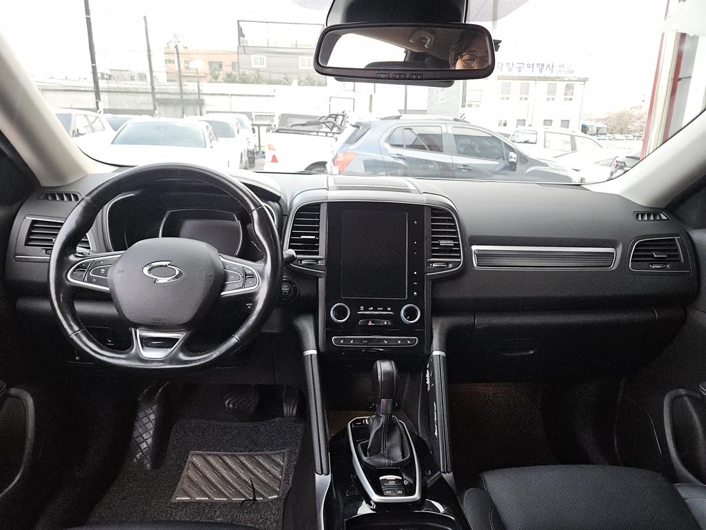 SAMSUNG QM6 2023 Blanco - Importación desde Corea - HF Imports Iquique - Foto 13