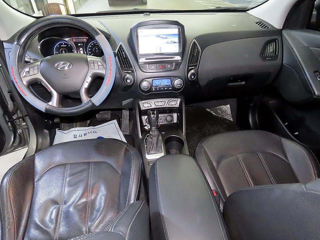 HYUNDAI Tucson - Vista 10