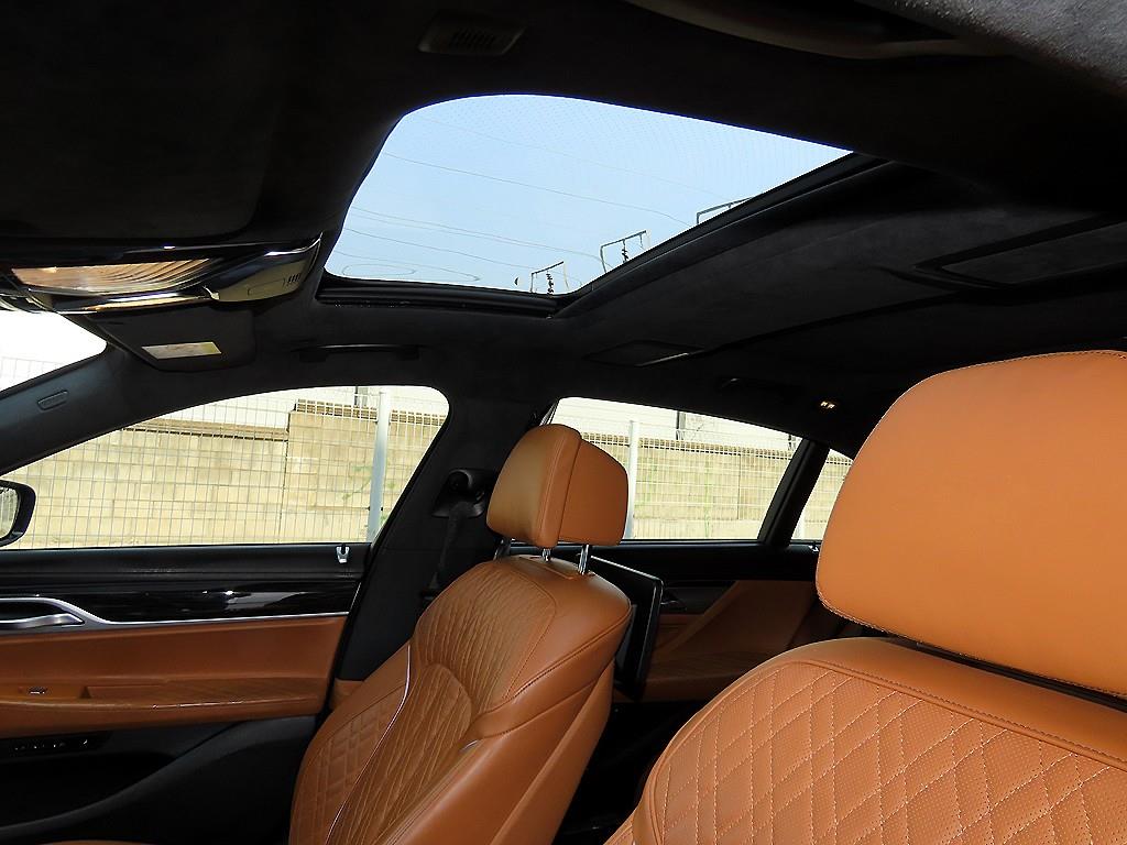 BMW 7 Series 2021 Negro - Importación desde Corea - HF Imports Iquique - Foto 16