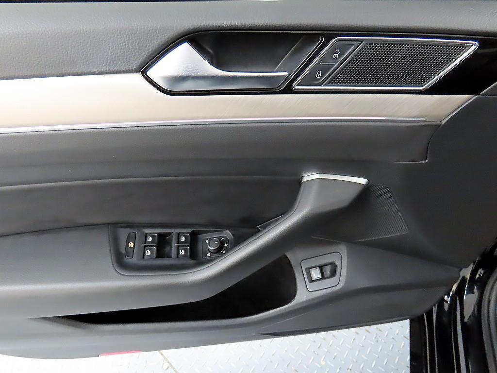 Volkswagen Arteon - Vista 11