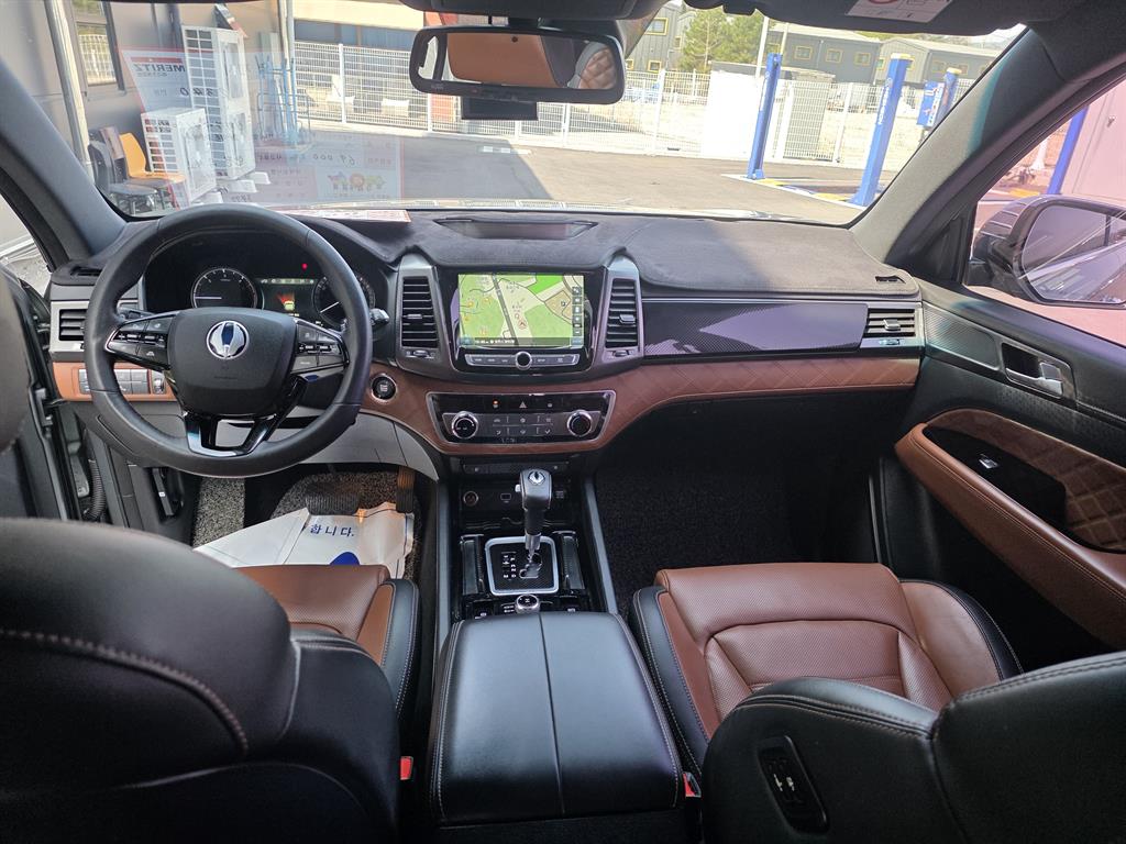 Ssangyong Rexton 2020 Café - Importación desde Corea - HF Imports Iquique - Foto 17