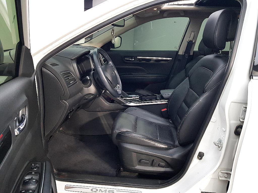 SAMSUNG QM6 - Vista 8