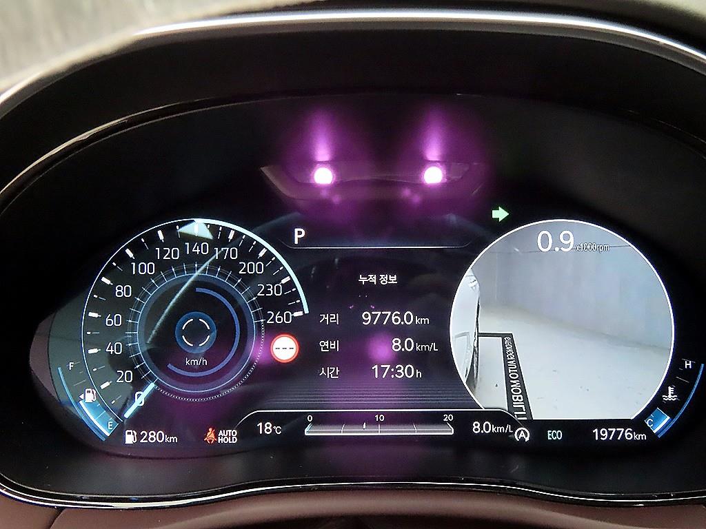 Genesis GV70 - Vista 8