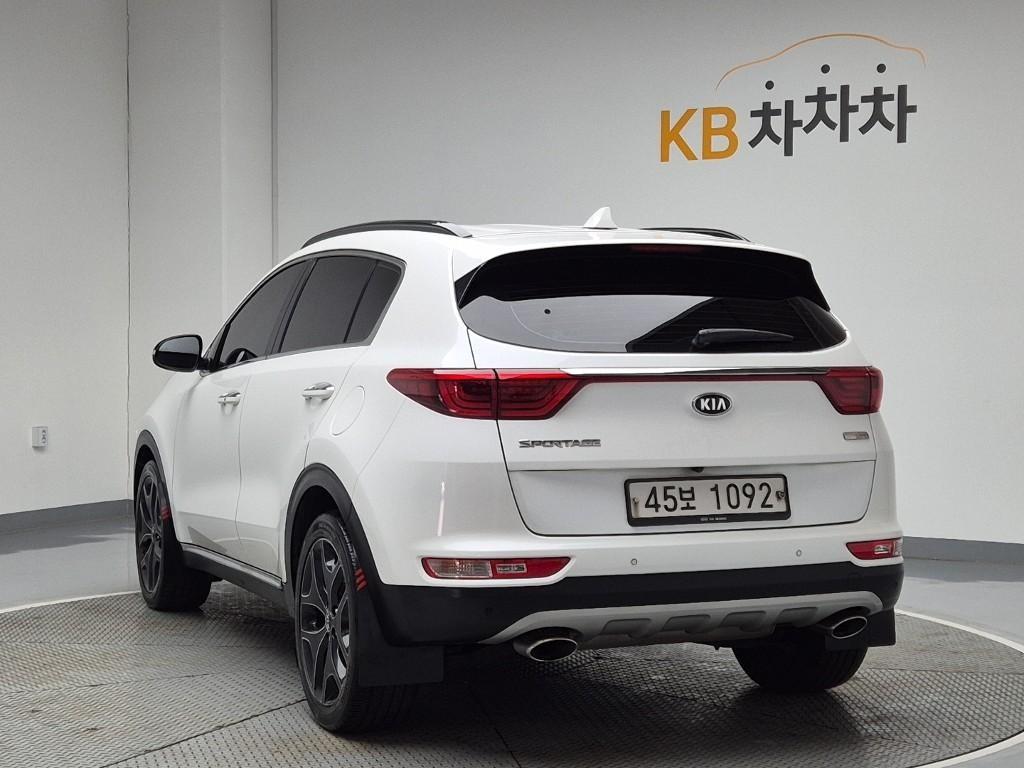 KIA Sportage - Vista 2