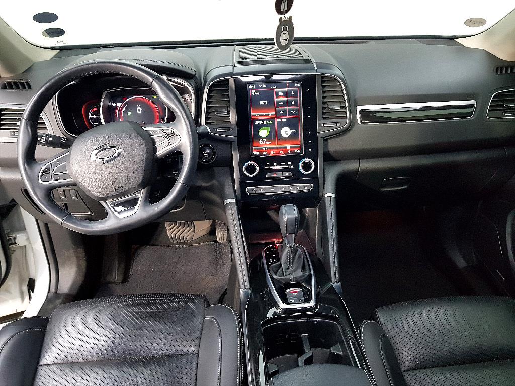 SAMSUNG QM6 - Vista 5