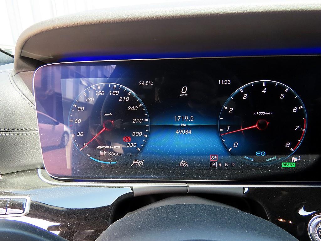 Mercedes Benz AMG GT - Vista 9