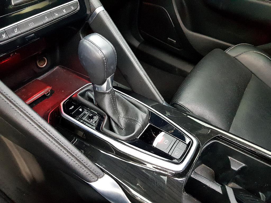 SAMSUNG QM6 - Vista 12