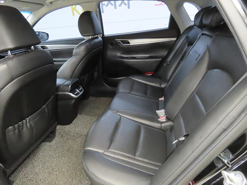 HYUNDAI Grandeur - Vista 7