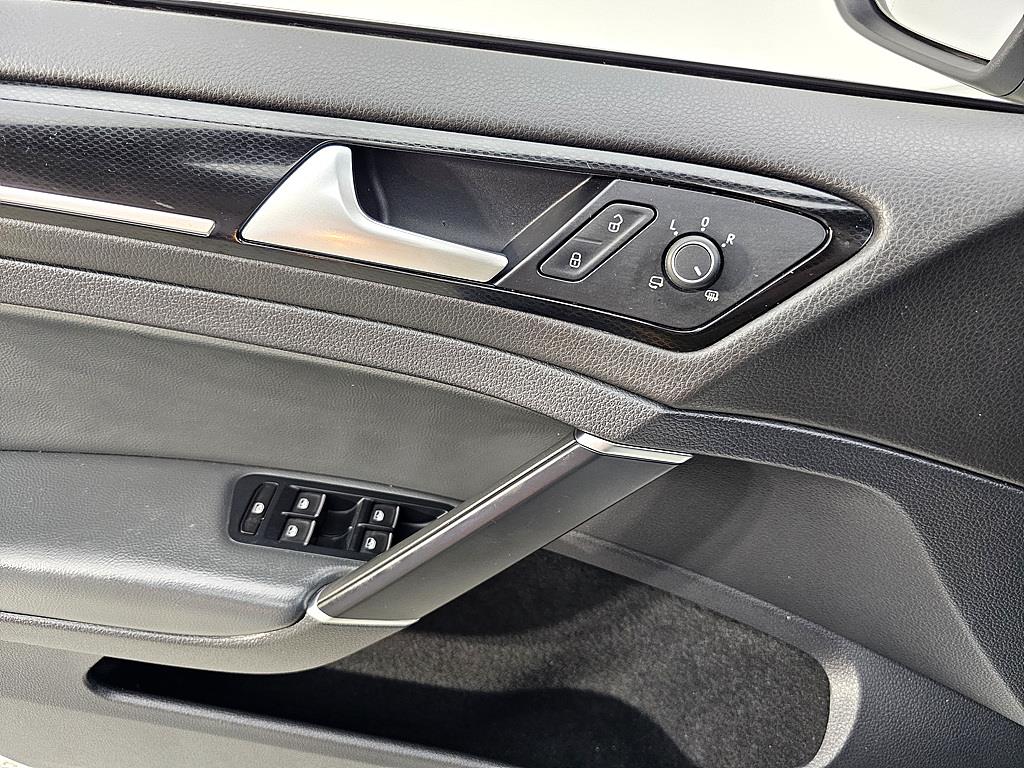 Volkswagen Golf 2016 Blanco - Importación desde Corea - HF Imports Iquique - Foto 13