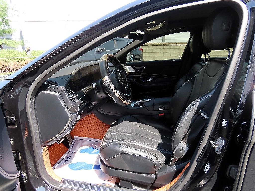 Mercedes Benz S Class - Vista 5