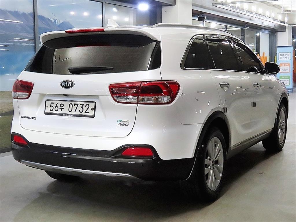 KIA Sorento - Vista 4