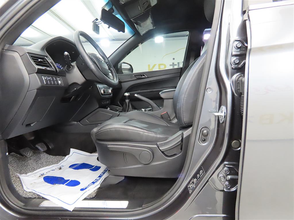 Ssangyong Rexton - Vista 5