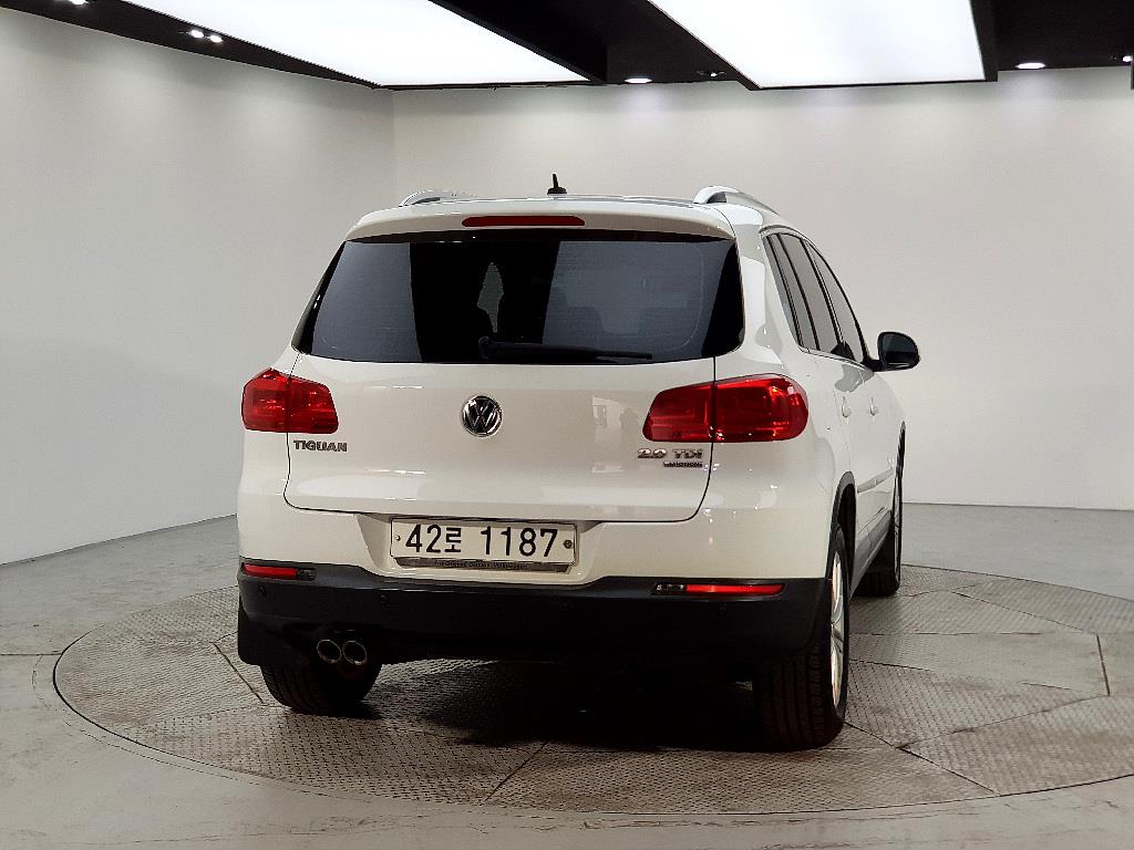 Volkswagen Tiguan - Vista 3