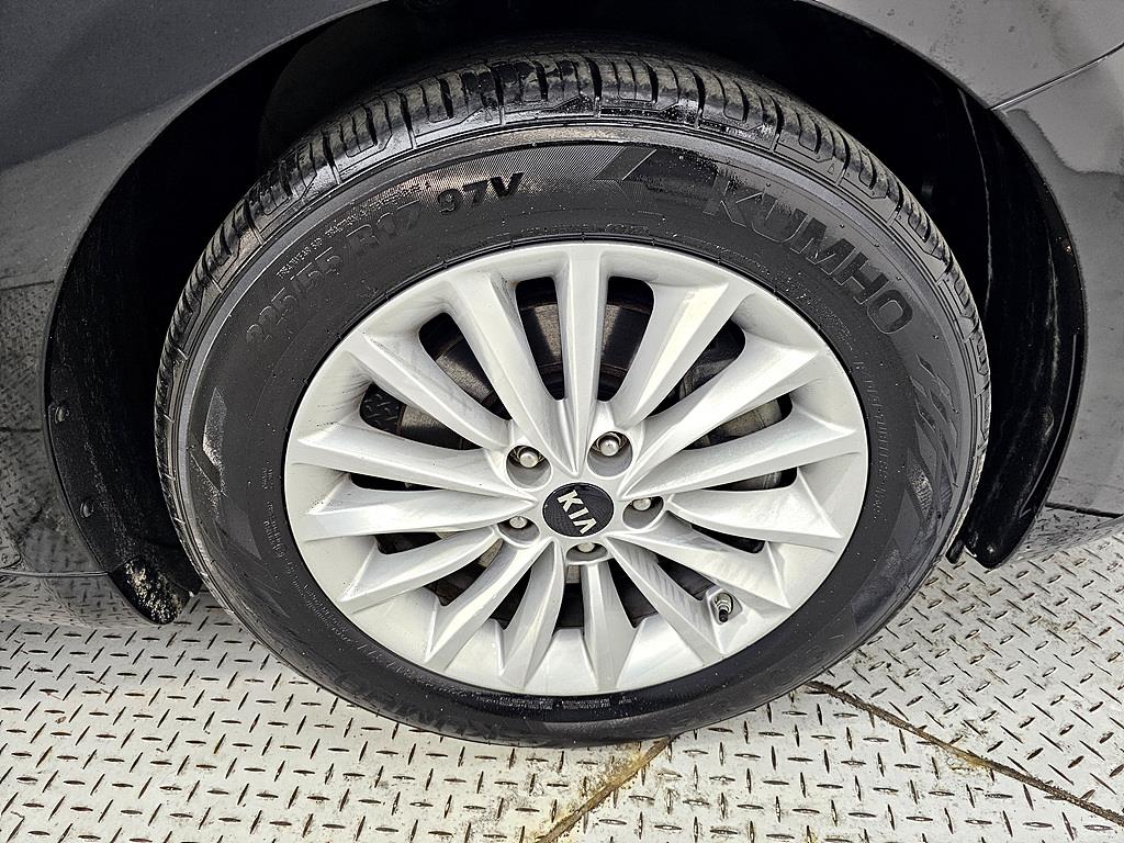 KIA K7 2017 Negro - Importación desde Corea - HF Imports Iquique - Foto 20