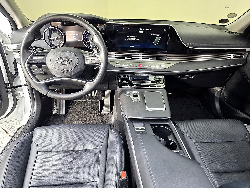 HYUNDAI Grandeur - Vista 5