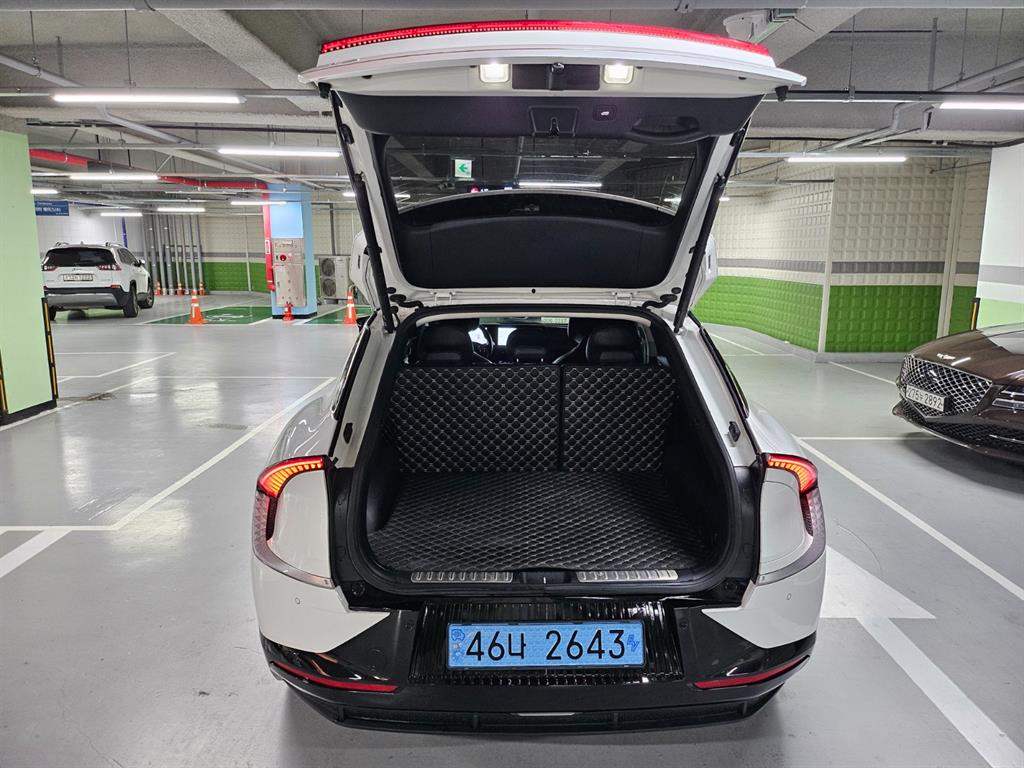 KIA EV6 - Vista 5