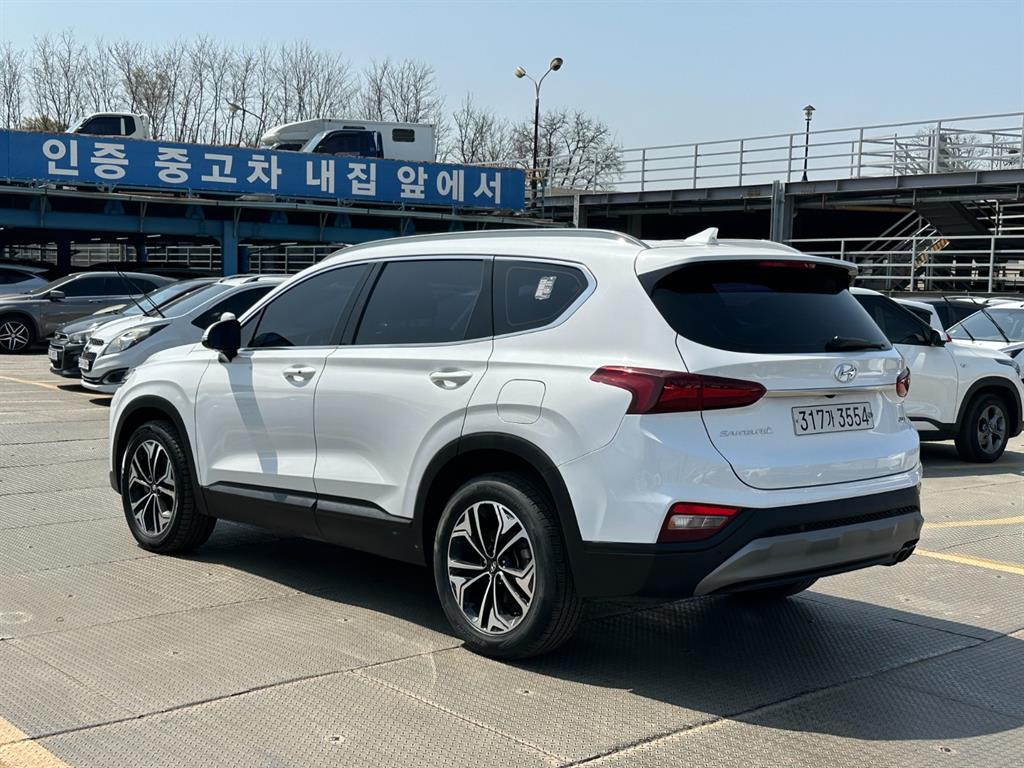 HYUNDAI Santa Fe - Vista 6