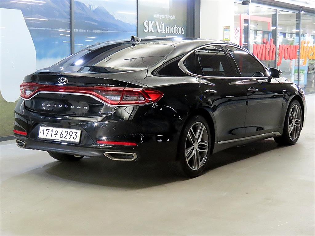 HYUNDAI Grandeur - Vista 4