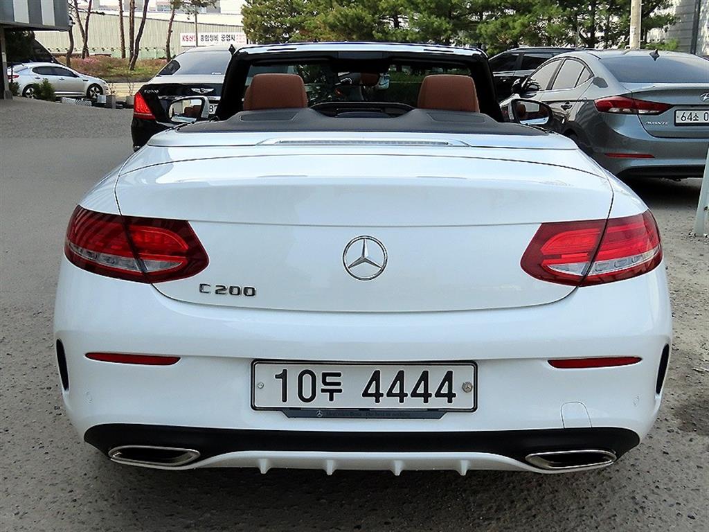 Mercedes Benz C Class - Vista 4