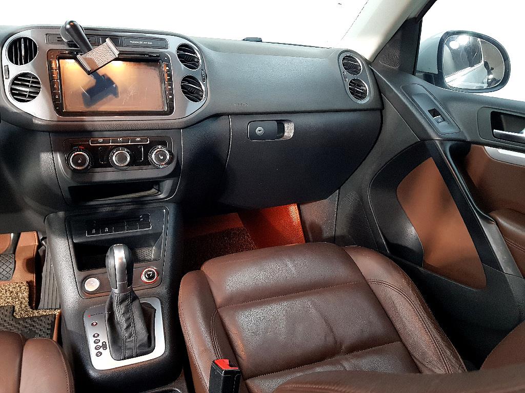 Volkswagen Tiguan - Vista 10