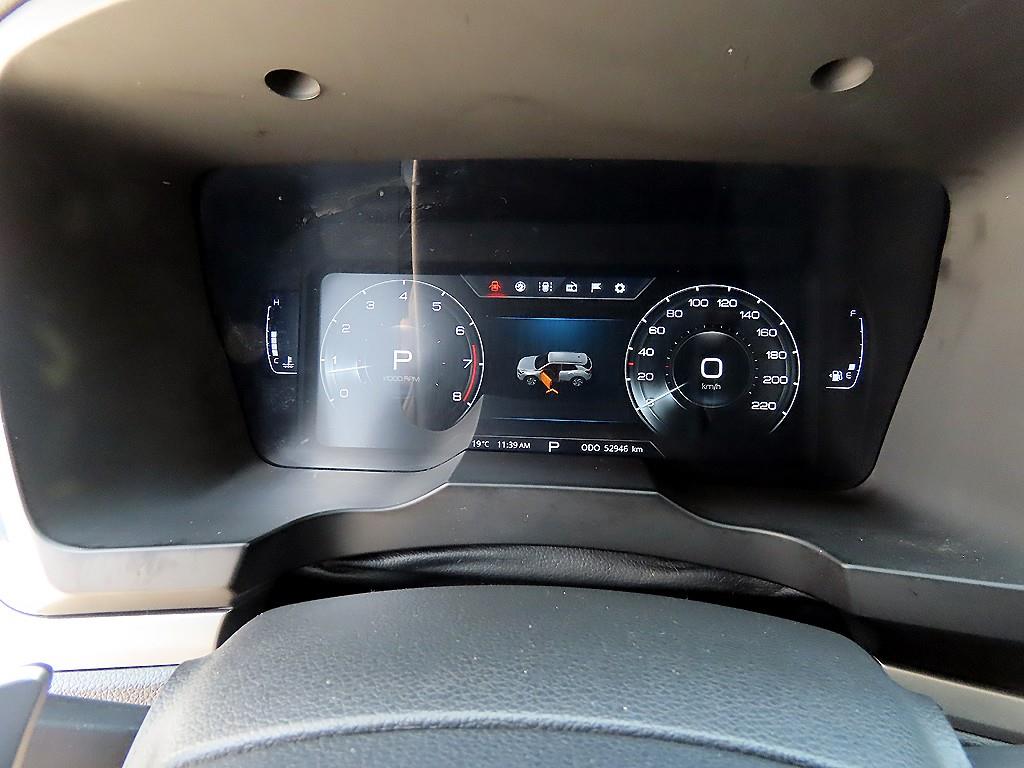 Ssangyong Korando - Vista 9