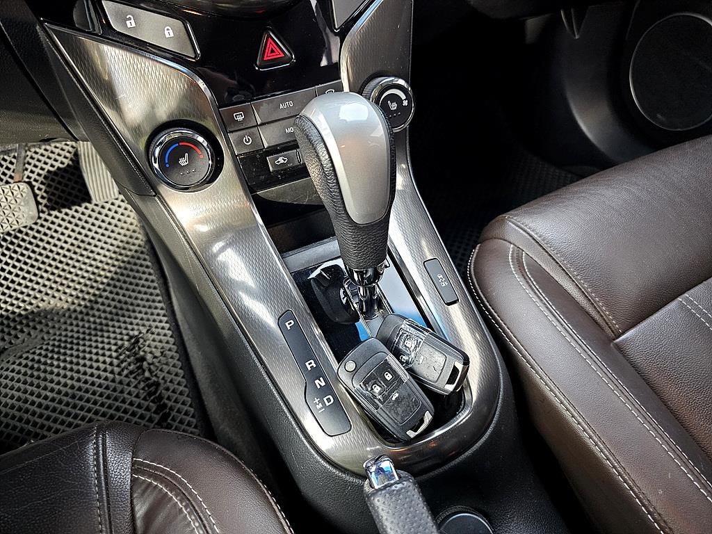 Chevrolet Cruise 2014 Café - Importación desde Corea - HF Imports Iquique - Foto 16