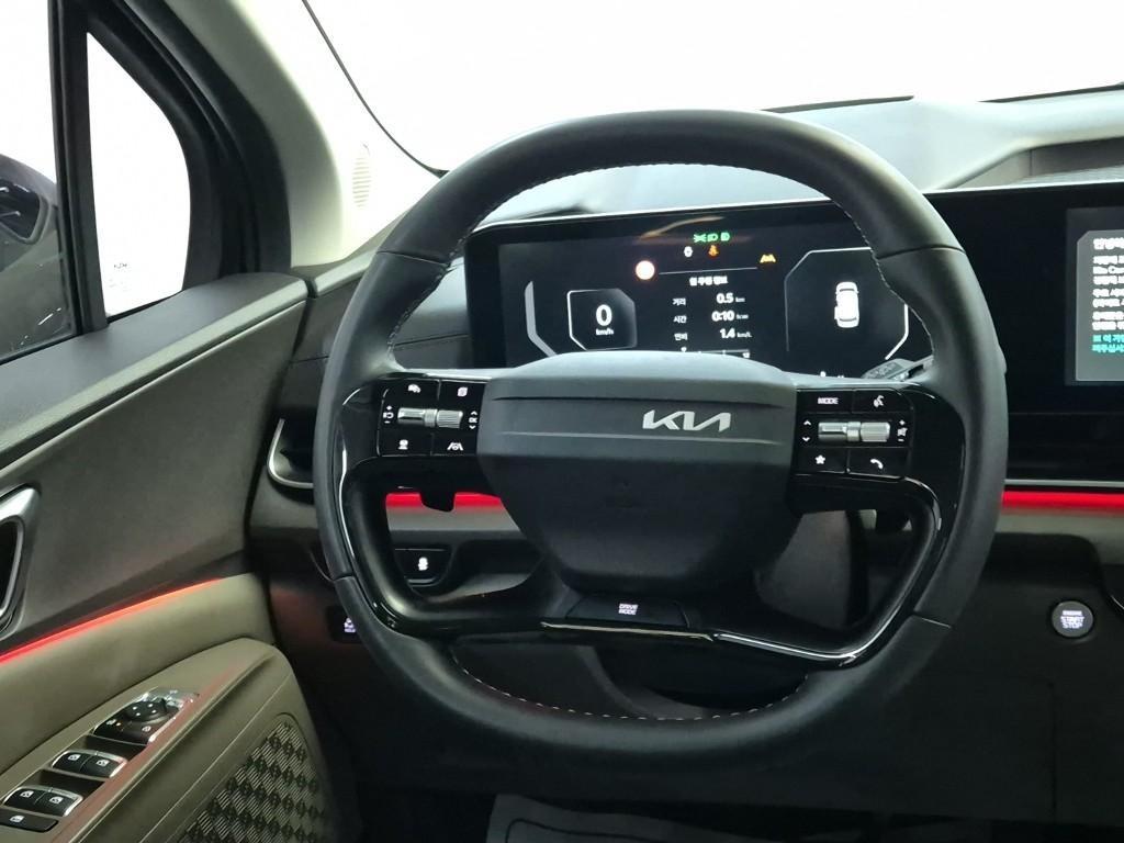 KIA Carnival - Vista 9