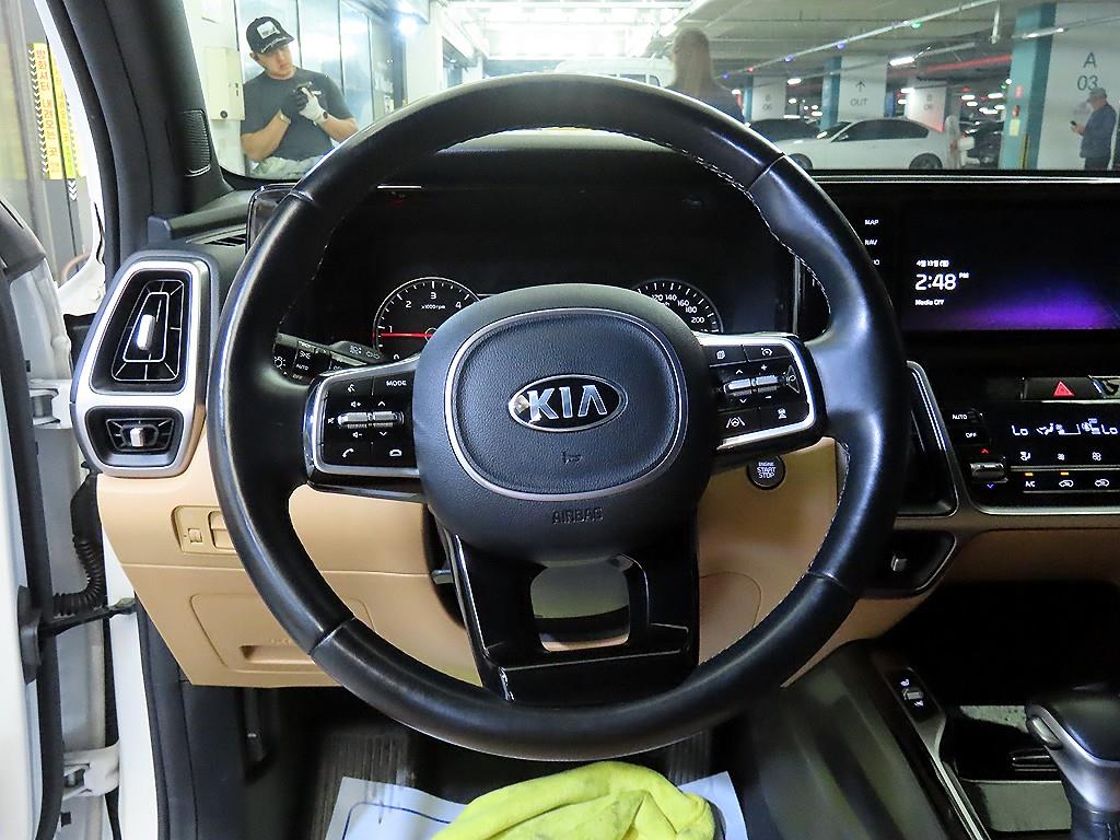 KIA Sorento - Vista 8