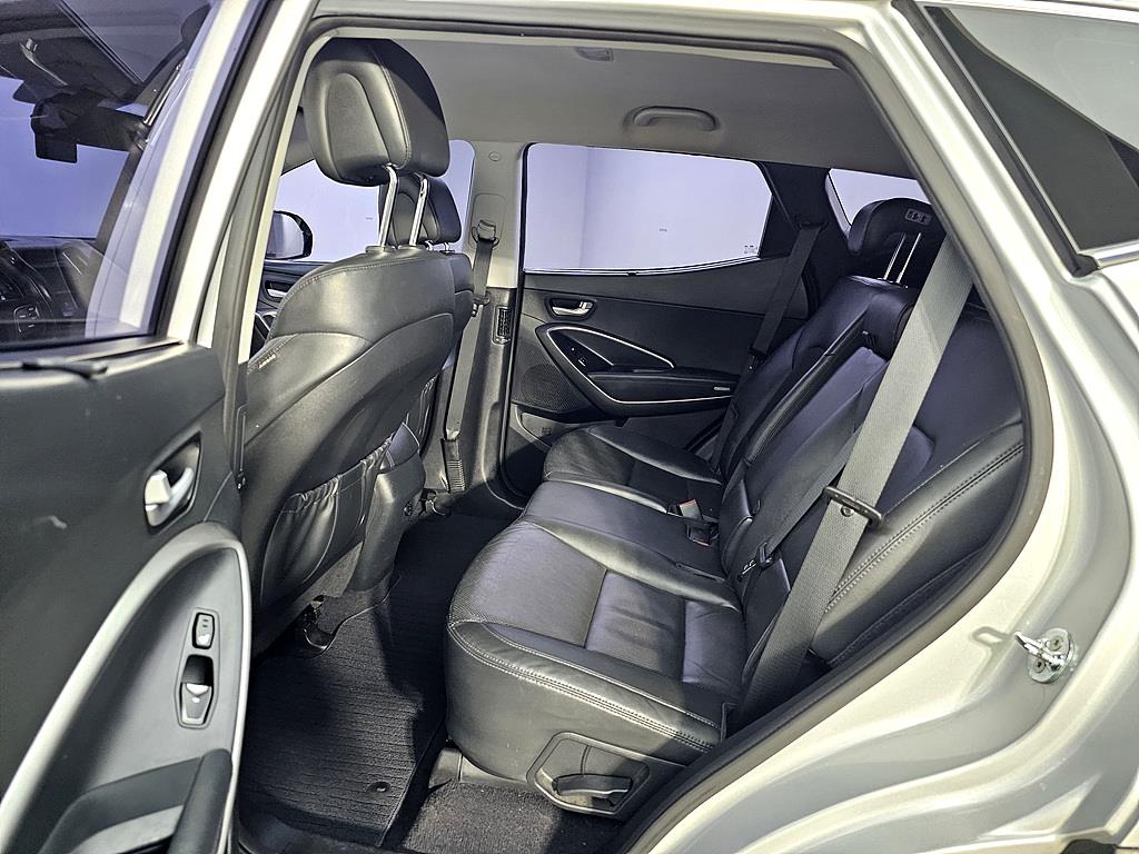 HYUNDAI Santa Fe - Vista 9