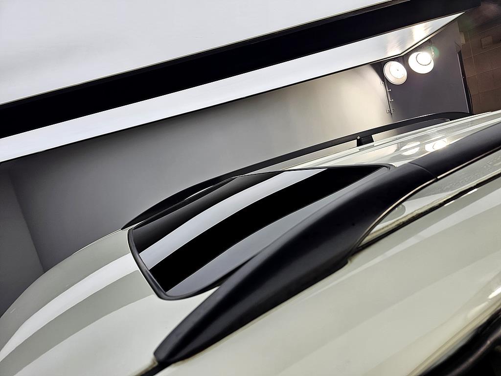 Ssangyong Rexton - Vista 12