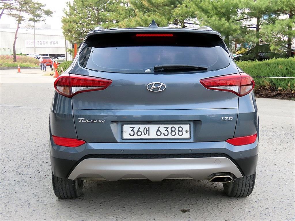 HYUNDAI Tucson - Vista 4