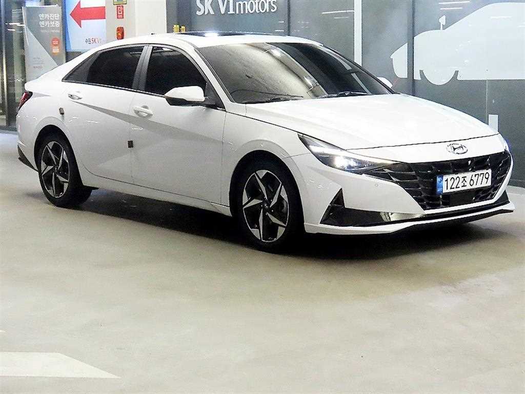 HYUNDAI Avante 2023 Blanco - Importación desde Corea - HF Imports Iquique - Foto 1