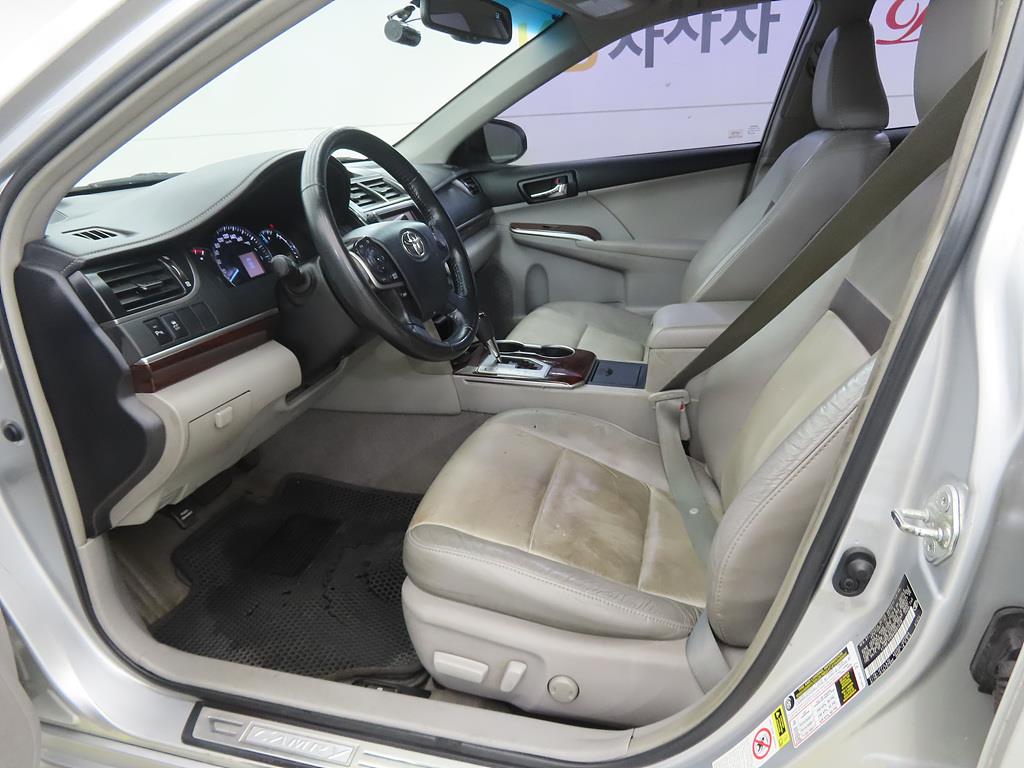 Toyota Camry - Vista 5