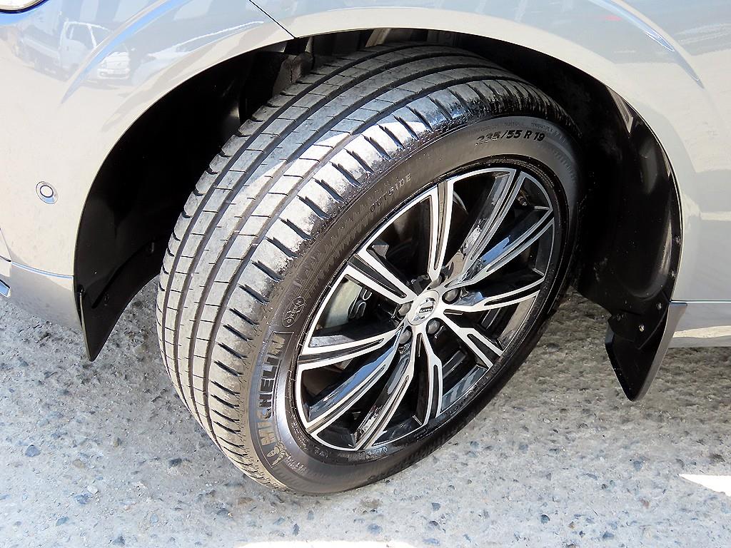 Volvo XC60 2021 Gris - Importación desde Corea - HF Imports Iquique - Foto 20