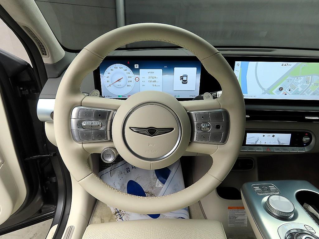 Genesis GV60 - Vista 9