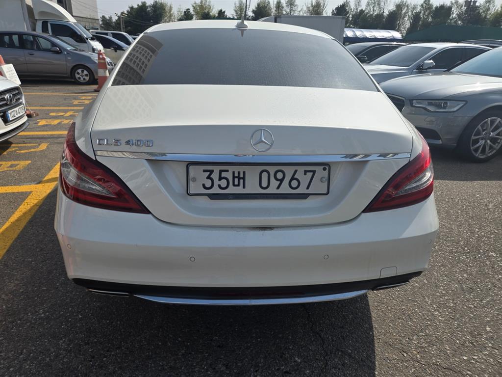 Mercedes Benz CLS Class - Vista 3