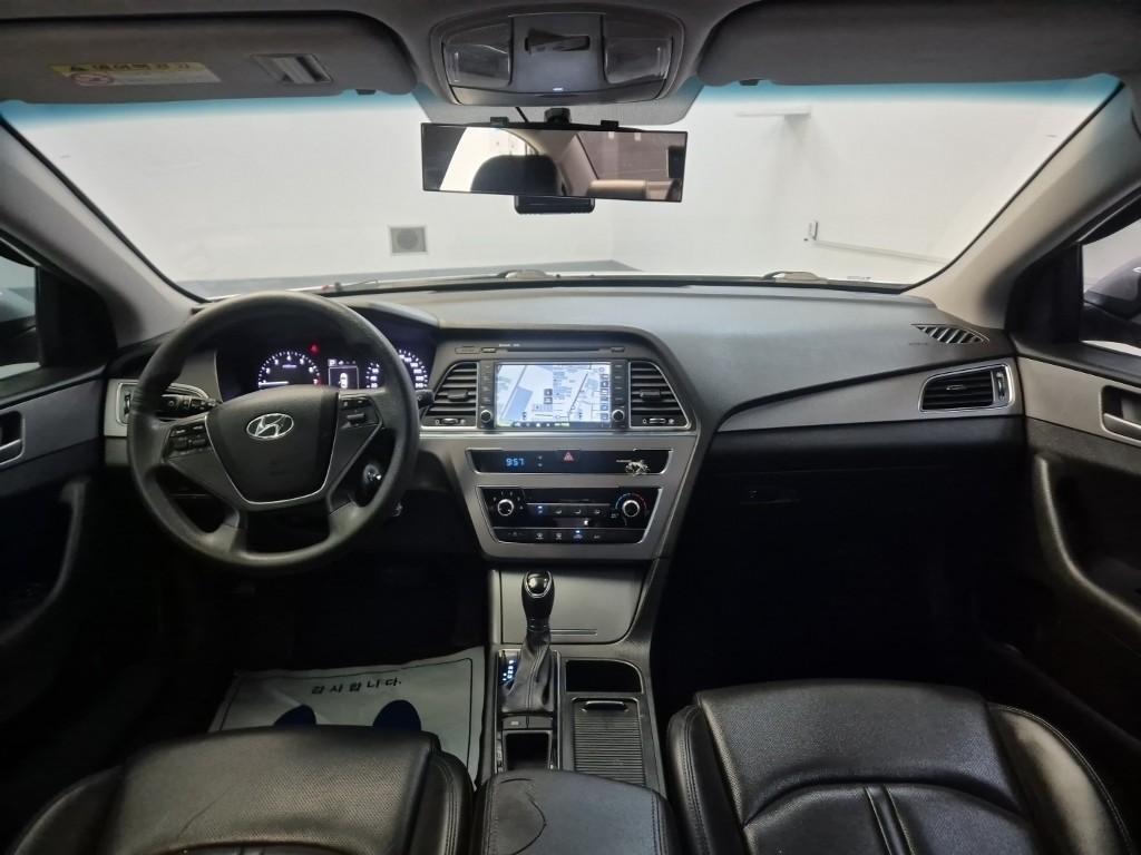 HYUNDAI Sonata - Vista 7