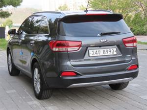 KIA Sorento - Vista 8
