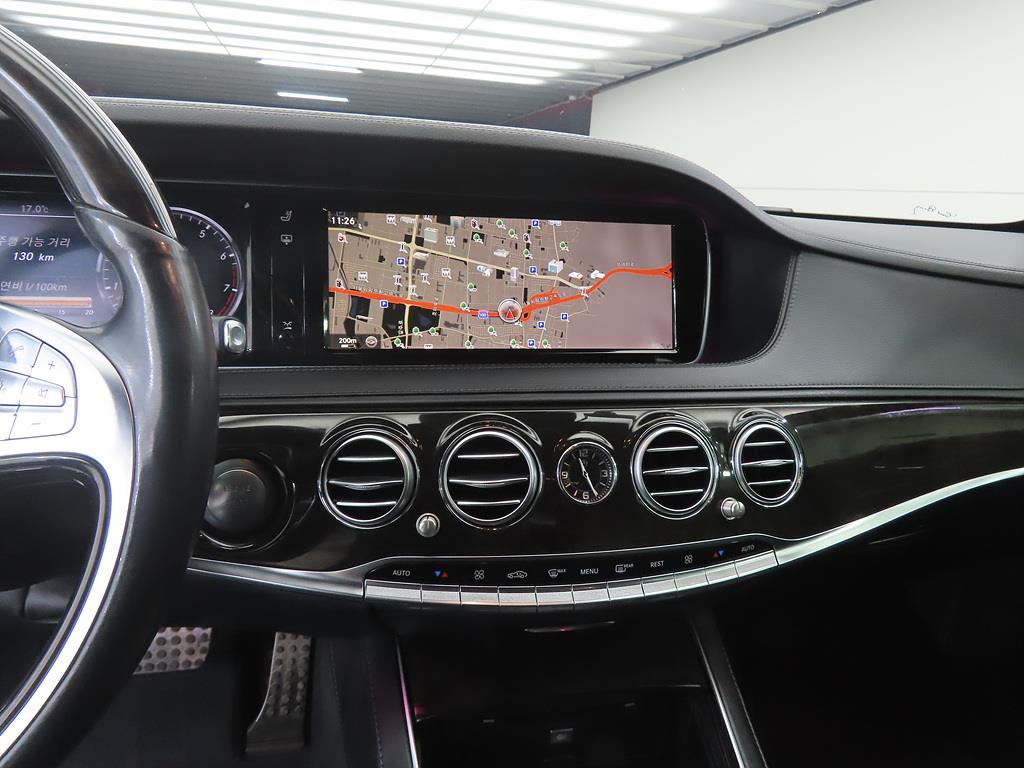 Mercedes Benz S Class - Vista 10