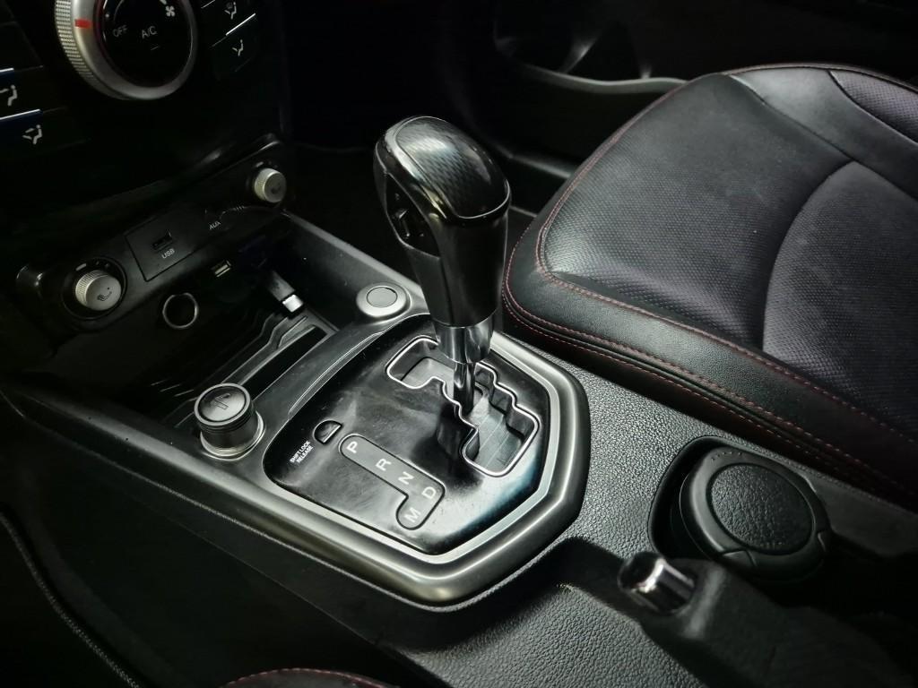 Ssangyong Tivoli 2016 Blanco - Importación desde Corea - HF Imports Iquique - Foto 15