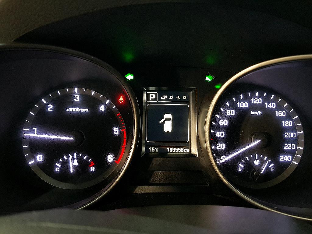 HYUNDAI Santa Fe - Vista 7