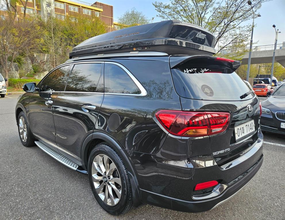 KIA Sorento - Vista 4
