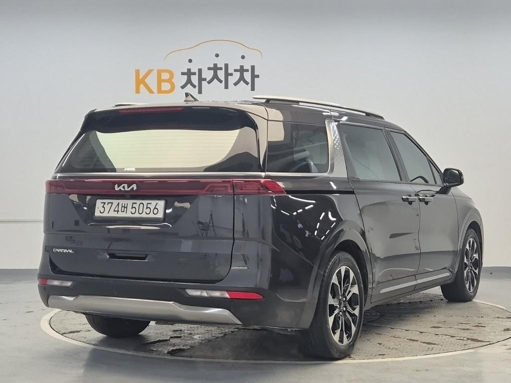 KIA Carnival - Vista 3