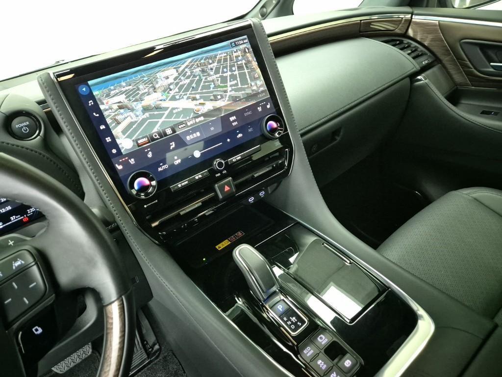 Toyota Alphard - Vista 10